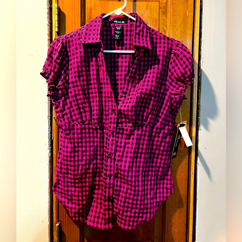 Women’s Short Sleeve Lightweight Shirt